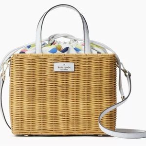 KATE SPADE Sam wicker 🍋 perfect bag for summer!